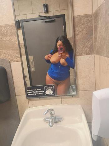 StarLucky, 25  female escort, Springfield