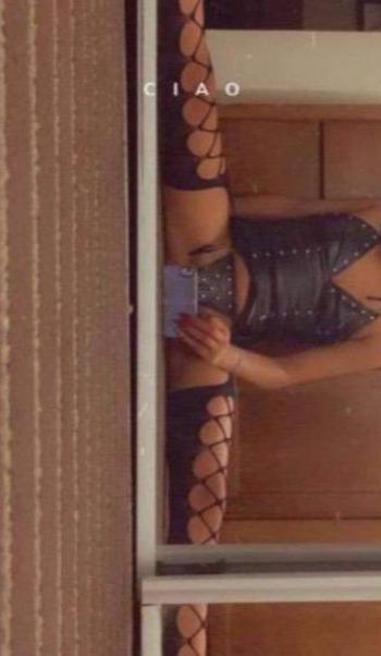 2244311520, female escort, Springfield