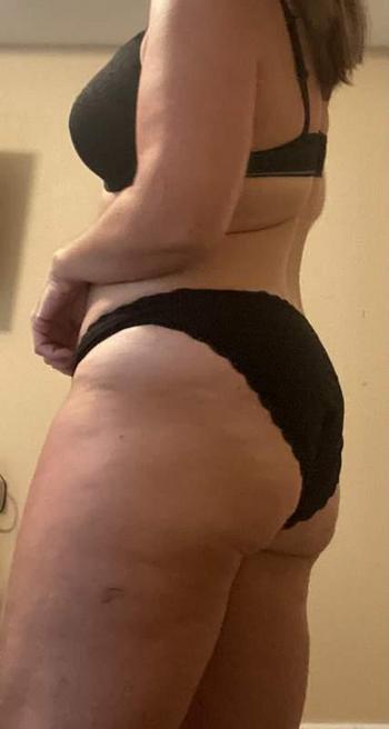 1750010000, female escort, Springfield